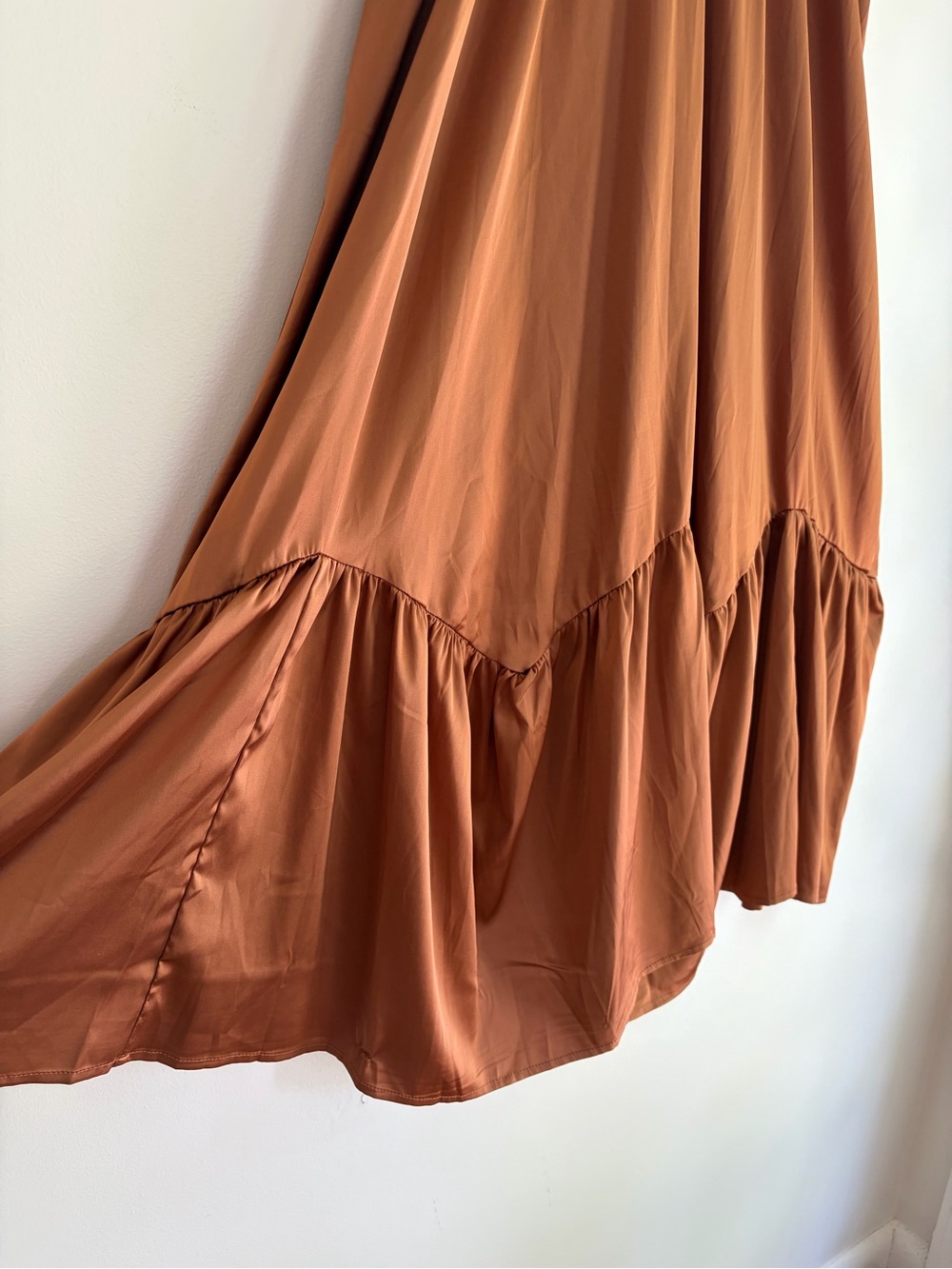 Baltic Born Pasadena Copper Satin Tiered Ruffle Hem Midi Dress Size L - Picture 3 of 7